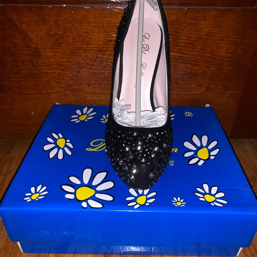 Homecoming pumps